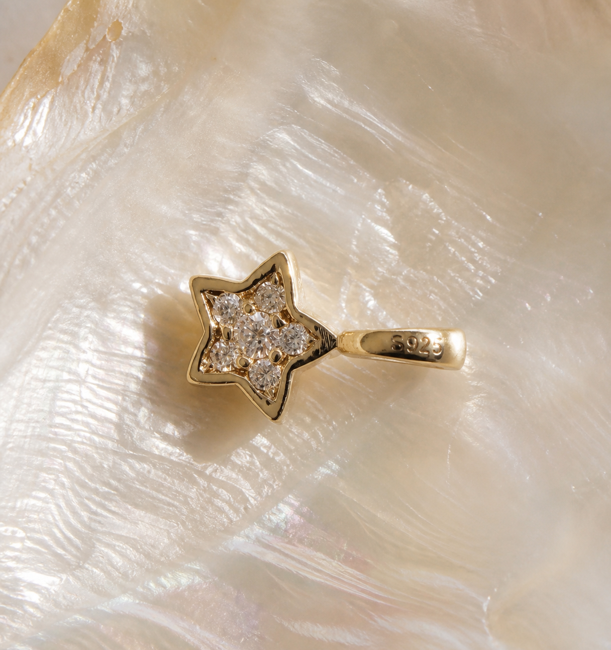 Mini Moissanite Star